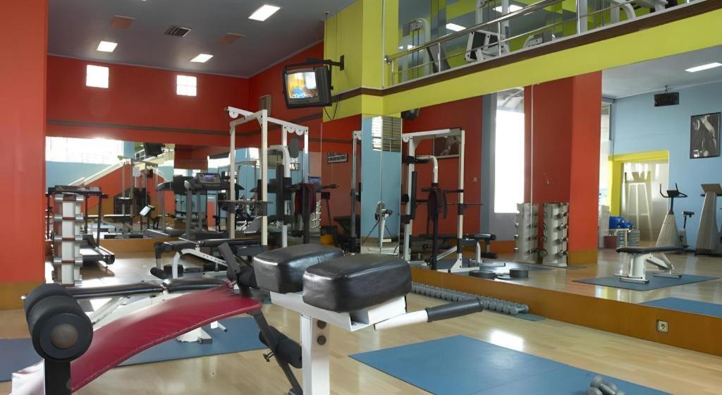 Kedaton Hotel 3*